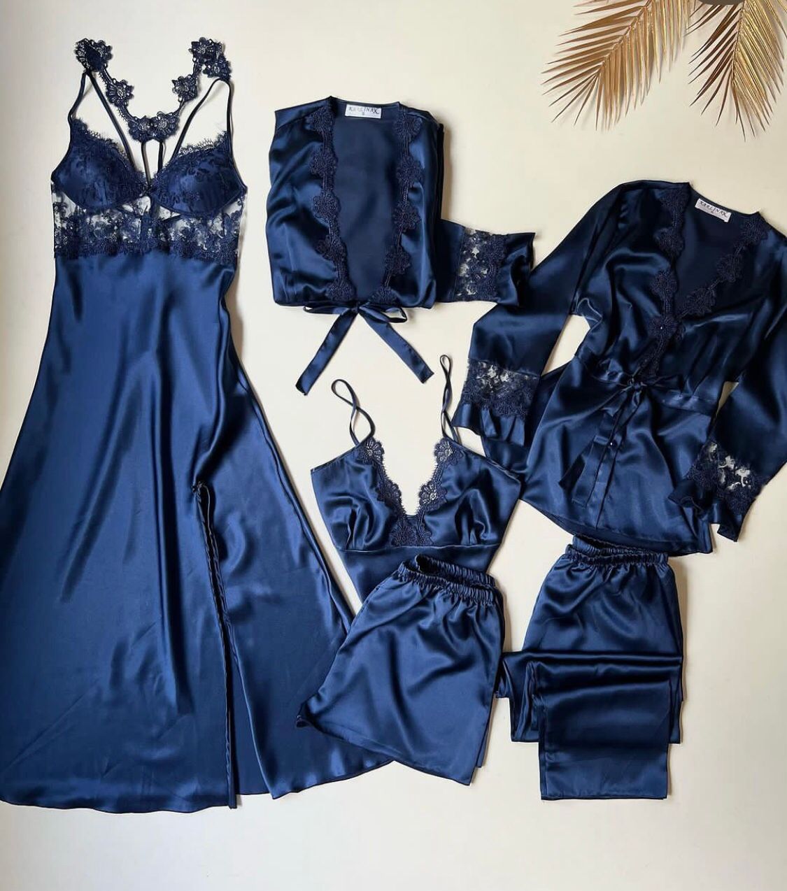5 PIECES NIGHT DRESS ORIGNAL STUFF